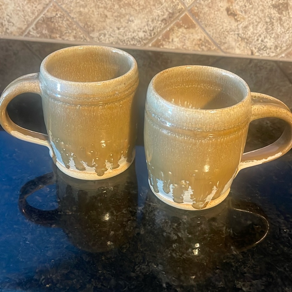 Coffee cups (2).
